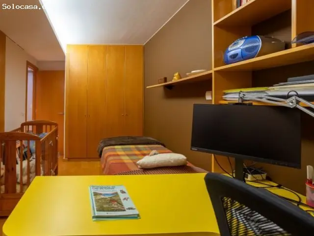 Casa en Figueres Centro 160m2 Garaje Patio 3 Habitaciones