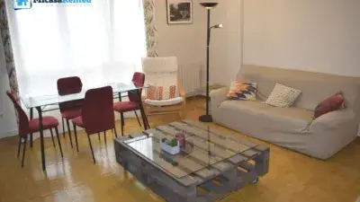 Piso estudiantes 95m2 Bajada Teja 3 habitaciones 2 baños garaje
