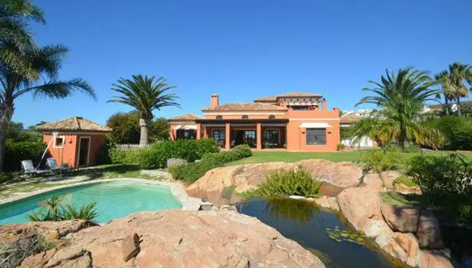 Venta Villa Lujo Golf Duquesa 4 Dormitorios Piscina Privada