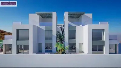 Casa pareada en venta en Calle Lerida, 12