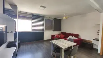 Piso en Alquiler Paterna  2 Dormitorios  Garaje  Cerca Metro