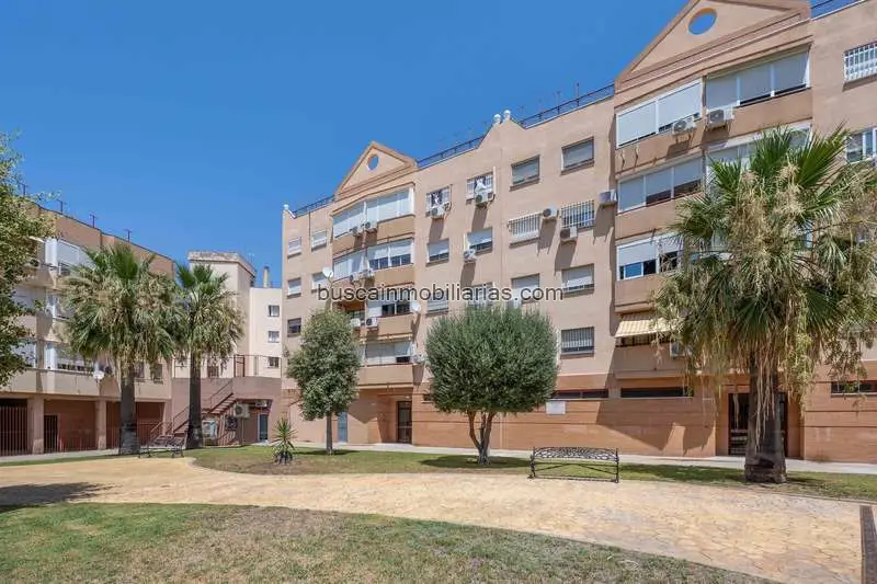 Apartamento en Venta Montequinto 3 Dormitorios 2 Baños Garaje Piscina