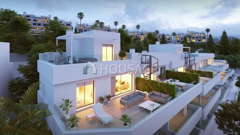 Apartamentos y Adosados de Lujo en Nueva Milla de Oro Estepona