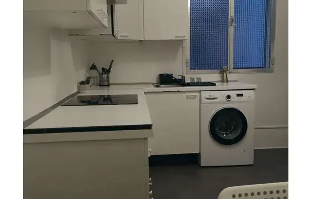 Alquiler de Habitacion en Madrid: Piso de 145m2 con 7 Habitaciones y 3 Baños