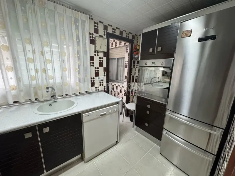 Piso en venta en Rascanya 4 dormitorios 2 baños plaza garaje
