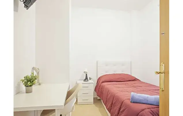 Habitación 90m² en Barcelona Hostafrancs - Piso Compartido Amueblado