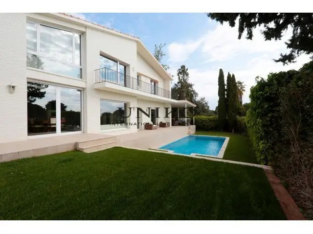 Villa de Lujo en Pedralbes 985m2 Parcela 511m2 Construidos