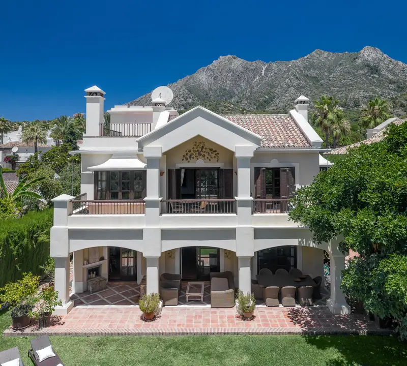 Villa de Lujo 6 Dormitorios Sierra Blanca Marbella