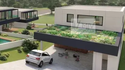 Chalet en venta en Oleiros 300m2 3 dormitorios