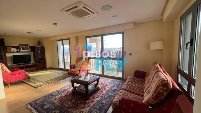Chalet de Lujo en Piñor 4 habitaciones 5 baños