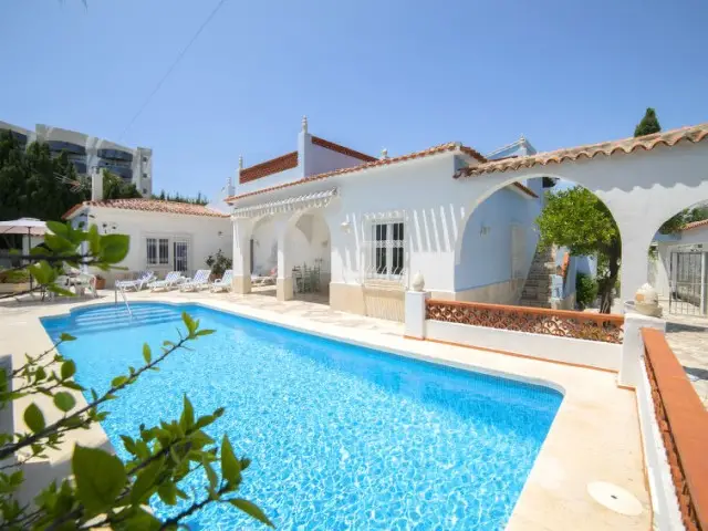 Casa Villa 4 Dormitorios Alquiler Albir Espa	1a