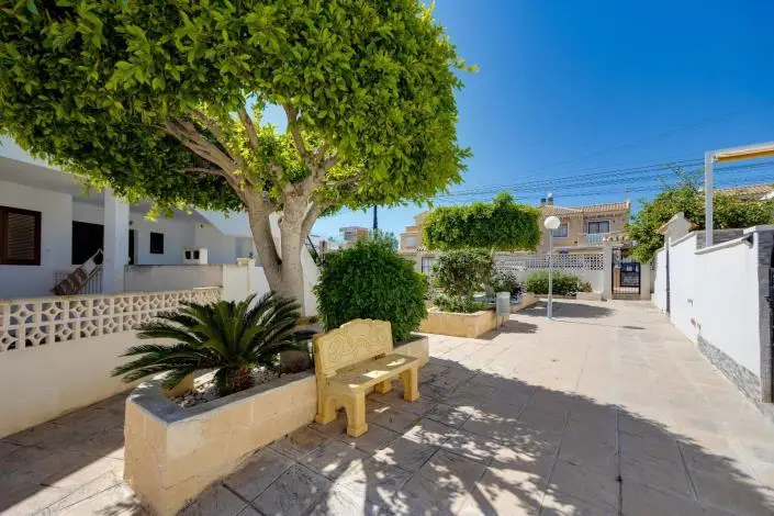 Bungalow en Venta Torrevieja 2 Dormitorios Amueblado
