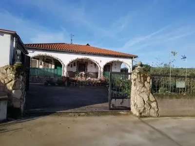 Chalet en Cerezo 1200m2 3 habitaciones Jardin