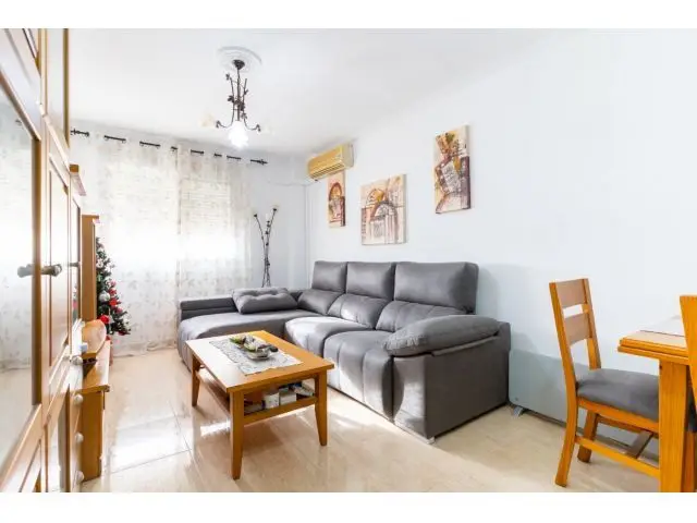 Piso en Venta El Ejido 2 Dormitorios Amueblado Garaje Trastero