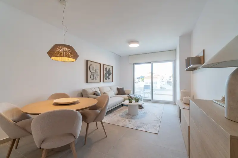 Venta de piso con piscina en Orihuela Costa