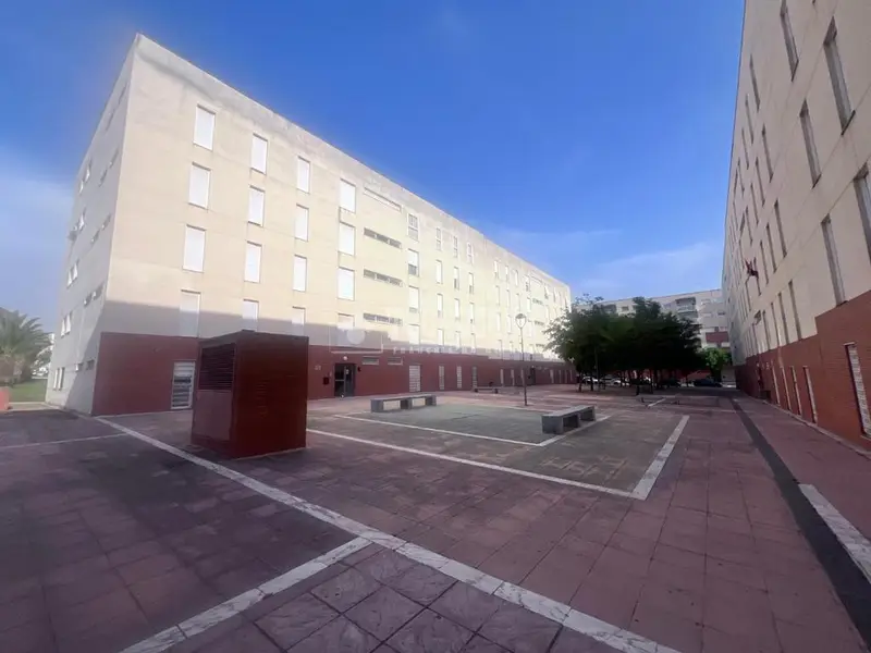 Piso en venta en Cerro Gordo Badajoz con patio y garaje