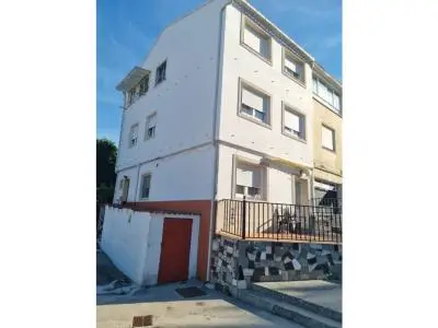 Casa en Venta Noia 4 Dormitorios 2 Baños Amueblada