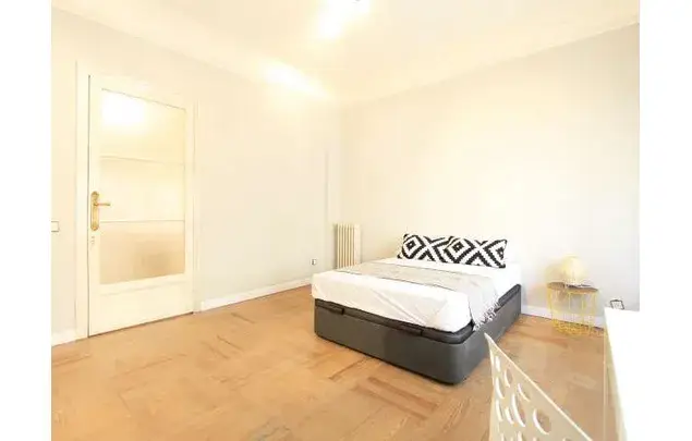 Apartamento 13 Dormitorios 285m2 Madrid