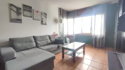 Piso en venta en Calle Vila do Conde, 11