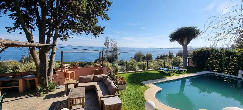 Villa Rústica con Vistas al Mar en San Diego Manilva