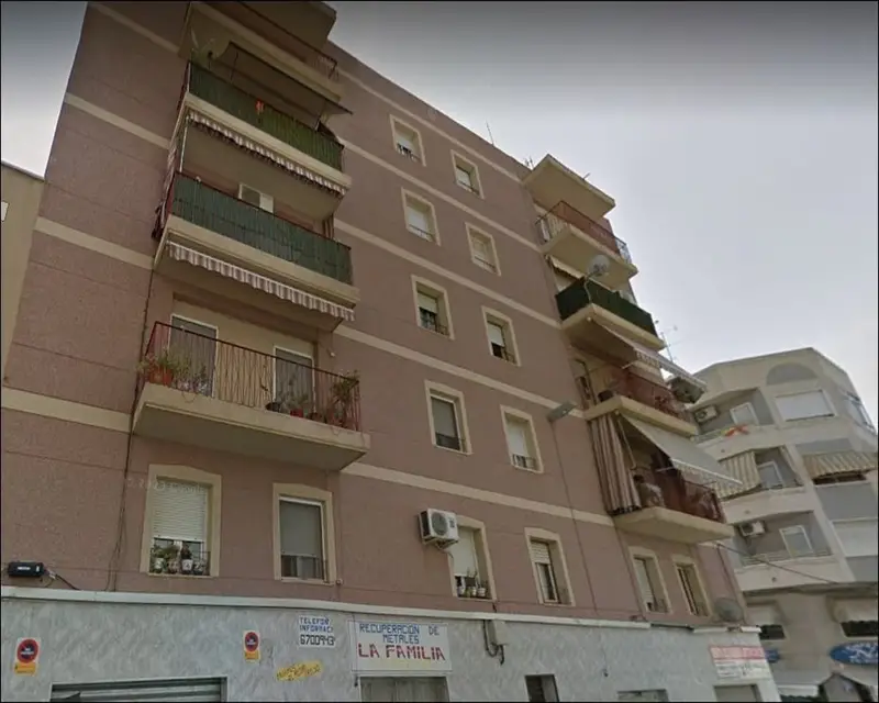 Piso 93m2 Elche Hermanos Navarro Caracena