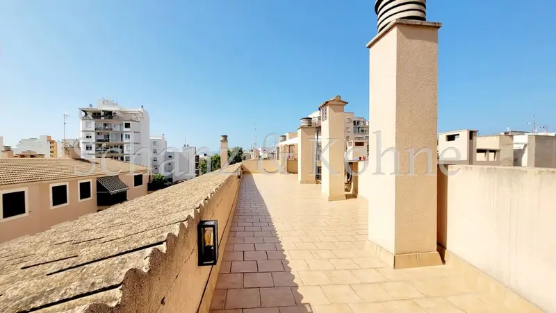 Atico en Arenal Playa de Palma 4 habitaciones 112m2 Azotea 65m2