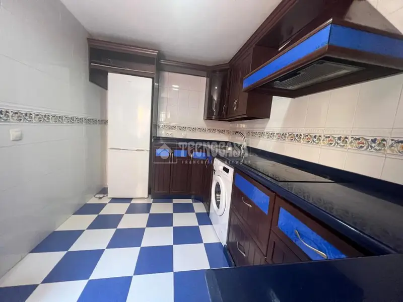 Piso en venta en Dos Hermanas Reyes Católicos