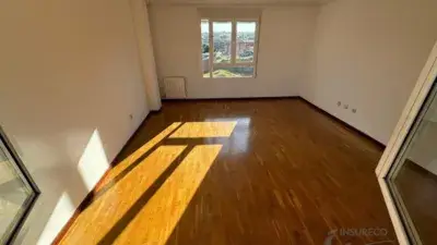 Apartamento en venta Navatejera