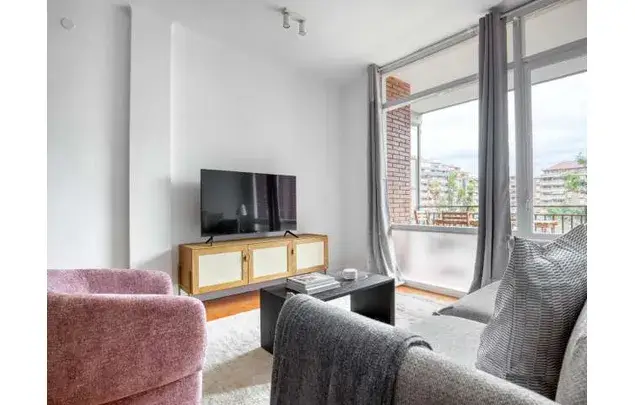 Alquiler Piso 4 Dormitorios 98m² Barcelona