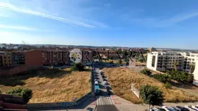 Ático en Tres Olivos 99m² 3 Dorm 2 Baños Vistas 180º Terraza
