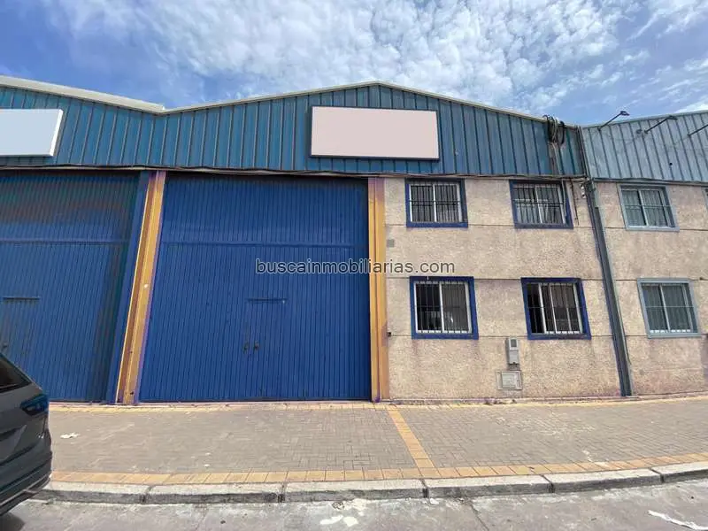Nave industrial en venta en Sevilla