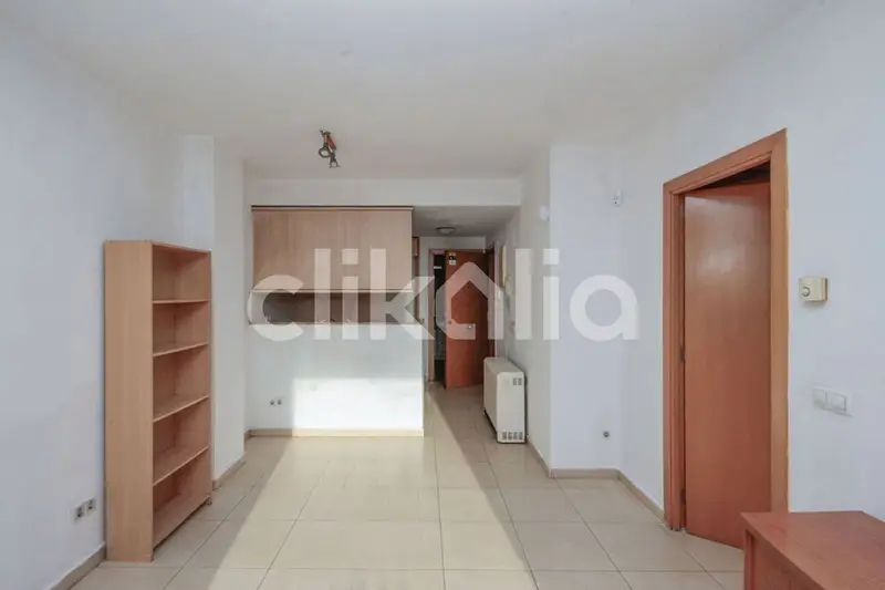 Piso en venta Terrassa 60m2 1 dormitorio parking terraza