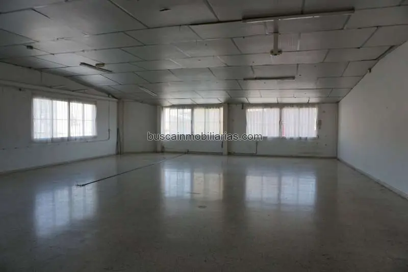 Nave Industrial en Venta en Elda 135m2