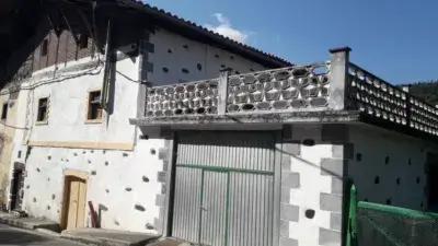 Caserío en Venta Zeanuri: 3 Habitaciones, Garaje y Terraza