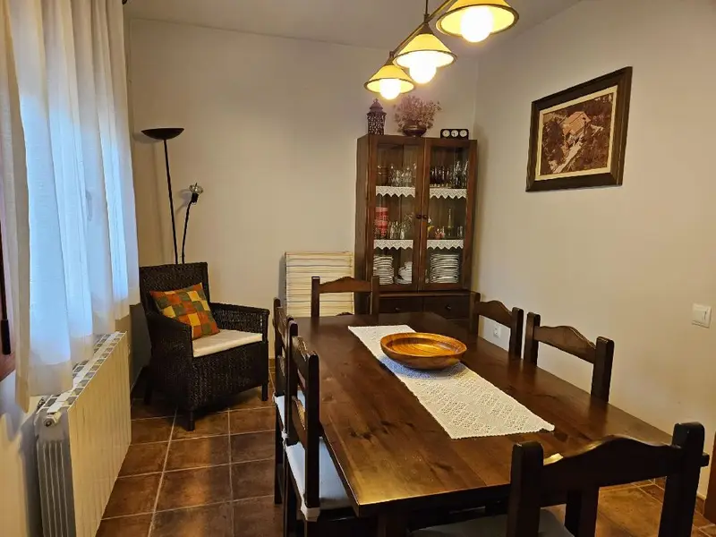 Venta Casa Torrelles Foix 2 Plantas Garaje Jardin Barbacoa