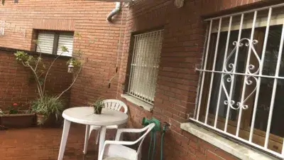 Apartamento Amueblado Centrico con Terraza y Garaje Opcional