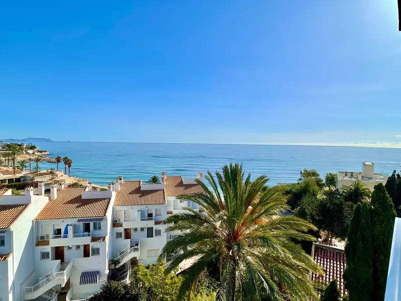 Apartamento en Pueblo Campello con Vistas al Mar