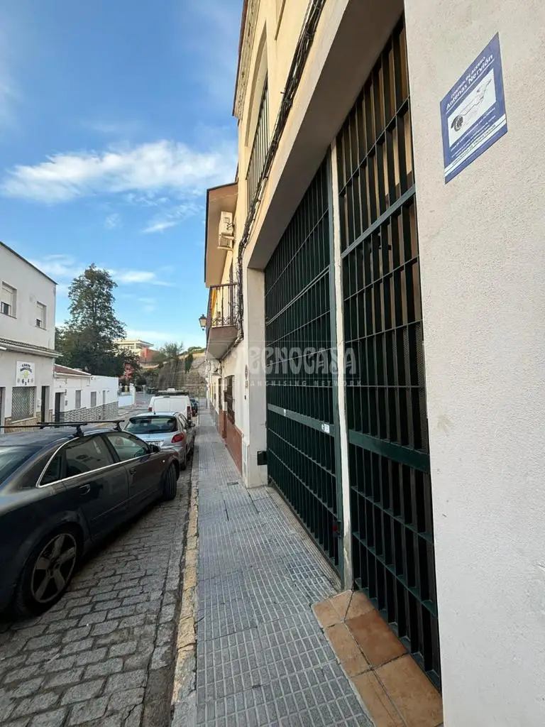 Piso en venta en Sanlúcar La Mayor