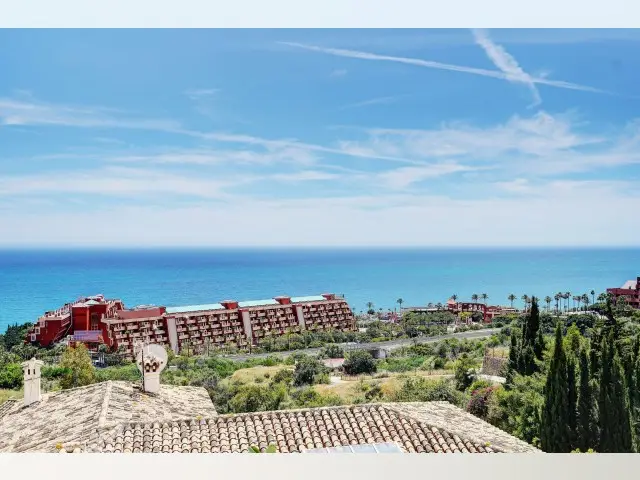 Casa-Villa de 5 Dormitorios en venta La Capellanía, España