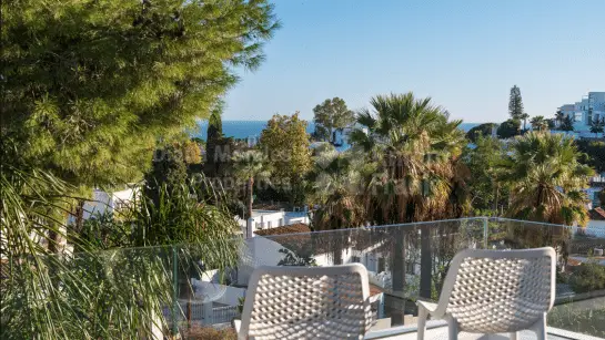 La Campana, Casa Linnea, villa de 5 dormitorios y diseño contemporáneo en Nueva Andalucía