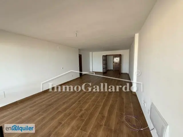 Alquiler Piso 190m2 Málaga Este Piscina Ascensor 5 Dormitorios