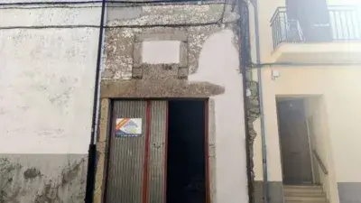 Almacén de 120m2 en La Carrera Ávila Ideal para Reformar