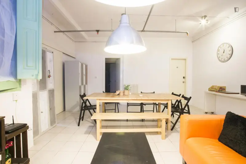 Habitaci
ón Doble en Piso Compartido para Estudiantes en Eixample