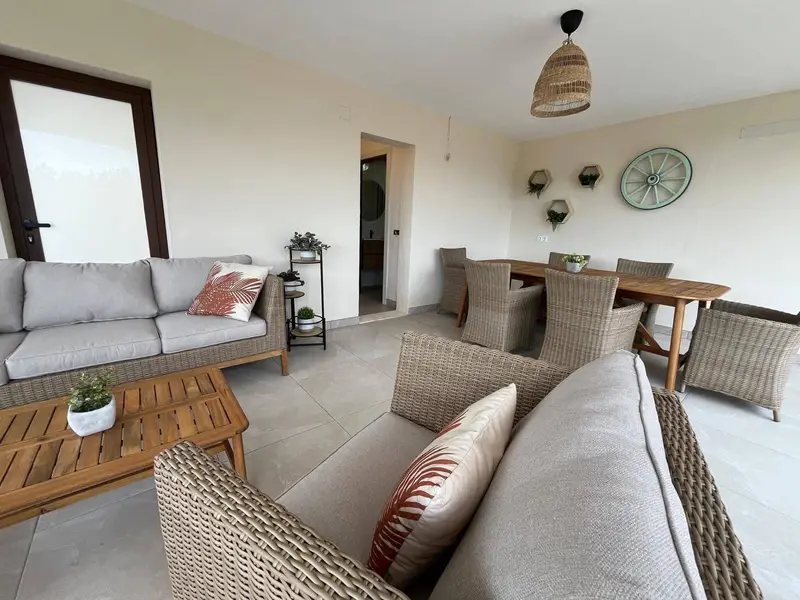 Chalet con 3 Dormitorios y Terraza 80m2 en Portol Mallorca