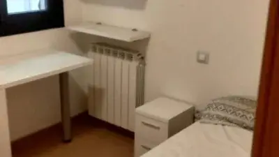 Alquiler Piso Amueblado Dos Dormitorios Cerca Centro Comercial