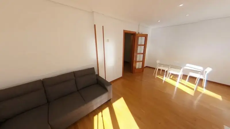 Apartamento en Alquiler Madrid 2 dormitorios 1 bao