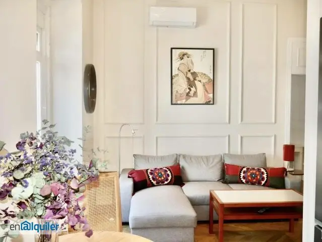 Apartamento con Encanto en Sevilla Centro Disponible desde Mayo