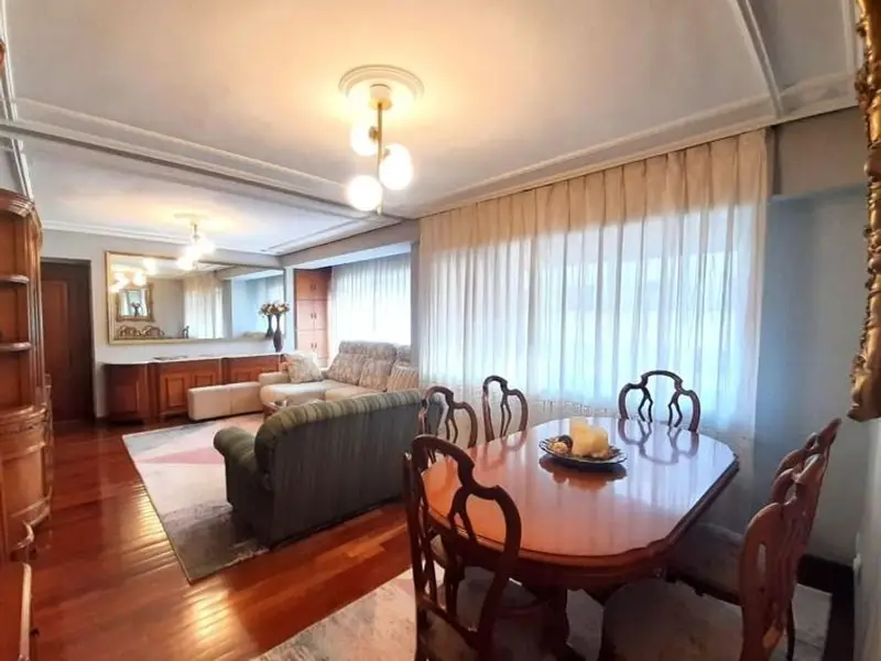 Piso en venta en el centro de Gijón 168m2 5 dormitorios