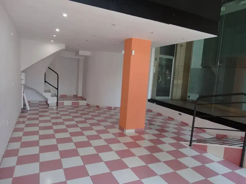 Local Comercial en Alquiler Amposta Tarragona