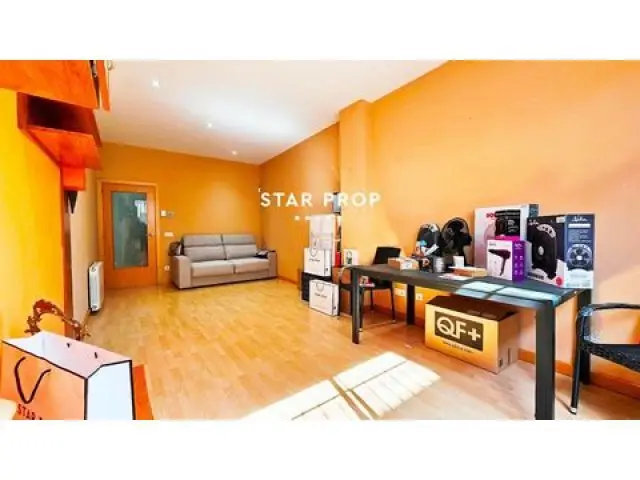 Apartamento en Llançà 3 habitaciones 2 baños terraza 40m²